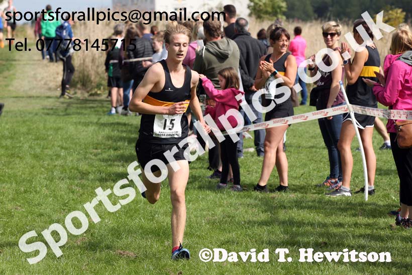 Mens and womens under-17s, Sunderland Harriers Cross Country Relays, Farringdon, Sunderland . Photo: David T. Hewitson/Sports for All Pics